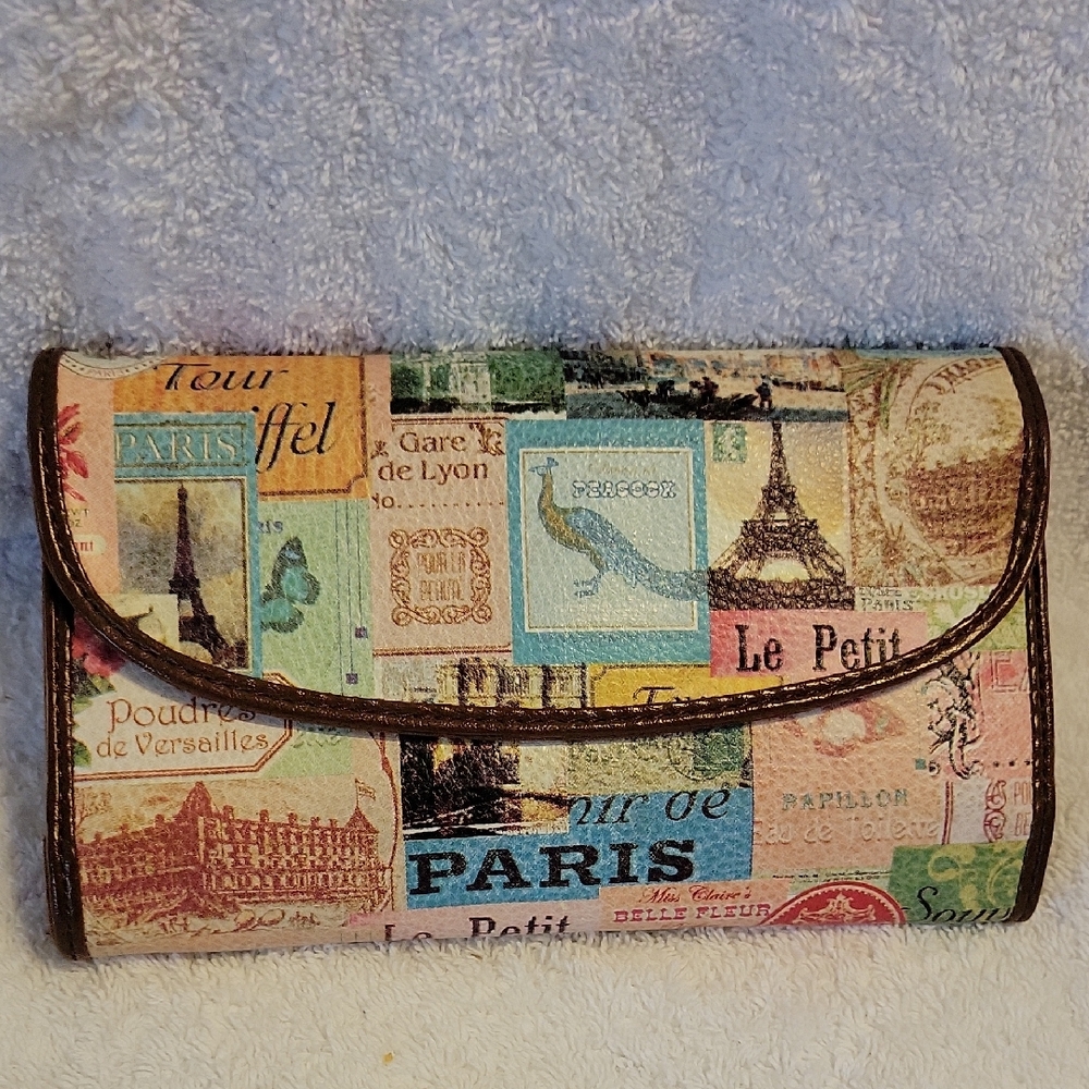Relic Paris Themed Multicolor Women's Clutch
